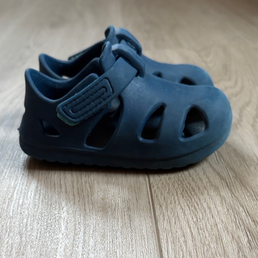Ten Little Splash Sandals 7